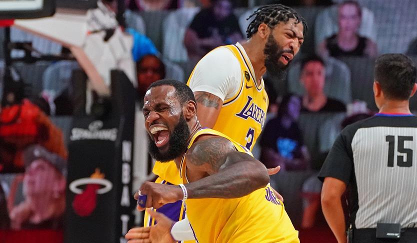 赛季出战 赛季出战