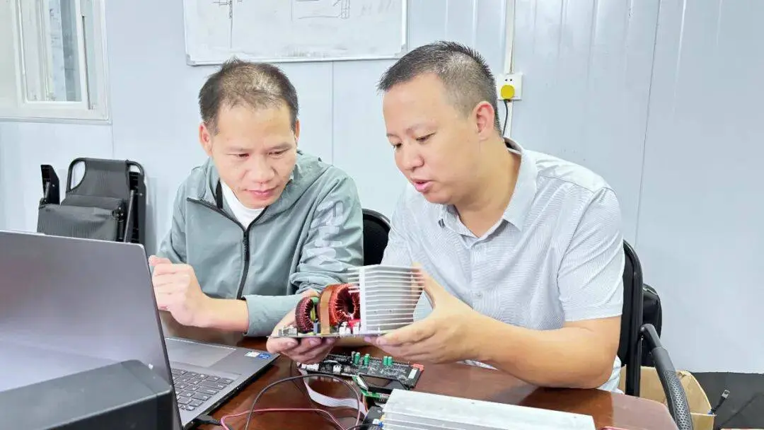 src, 此次紧急支 src, 此次紧急支